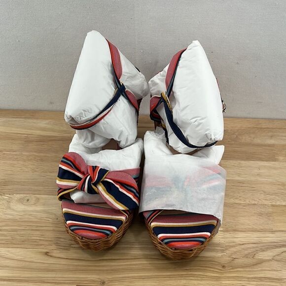 Kate Spade Patio Wedge Sandals- Sidewalk Stripe- Size 11- NIB - Picture 3 of 6